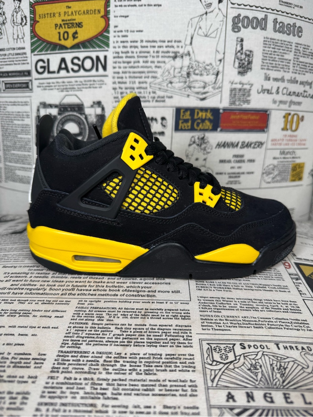 Nike Air Jordan 4 Retro GS Thunder 408452-107 Women 5.5 No Box
